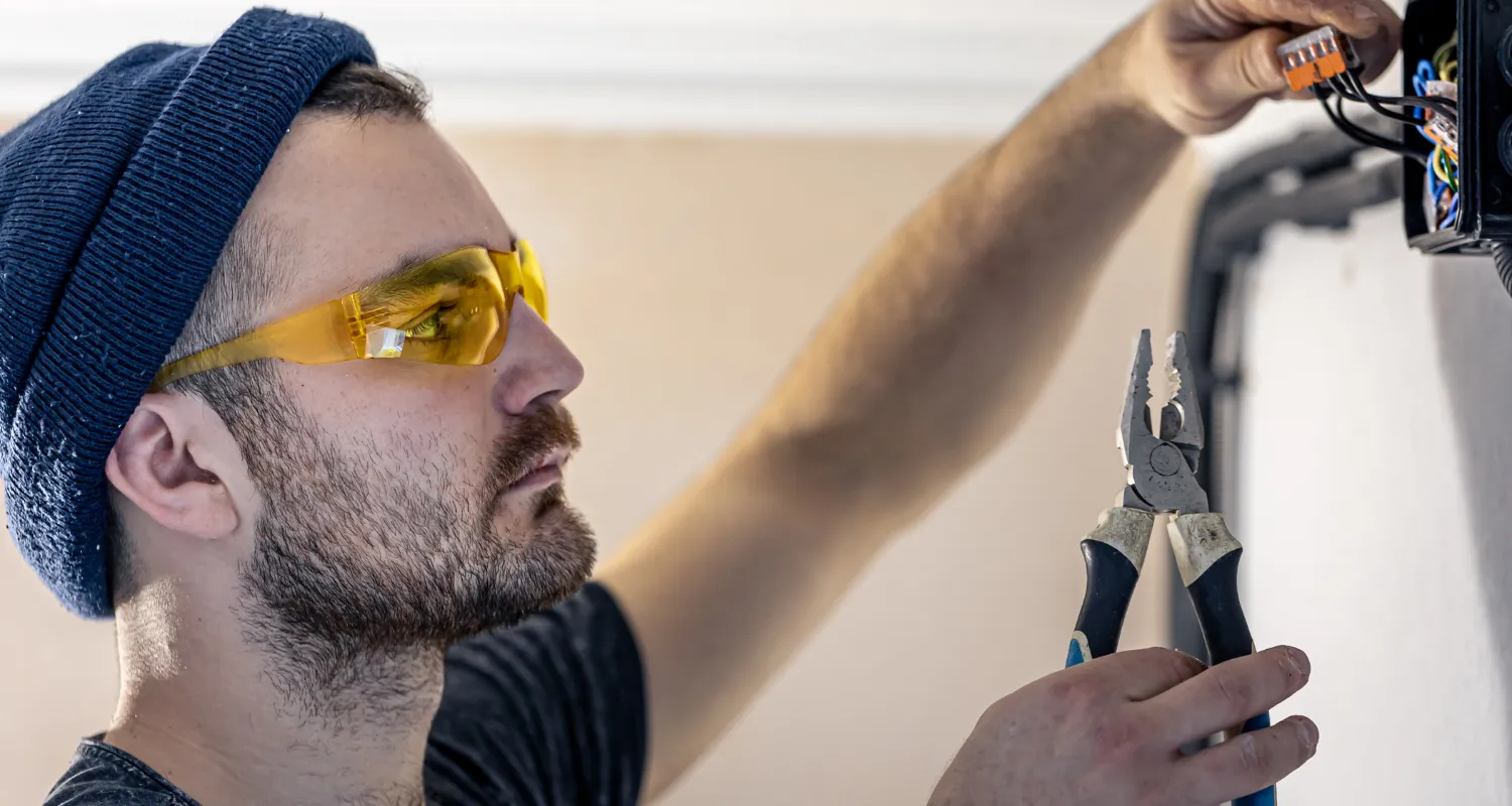 Emergency electrical troubleshooting and repair